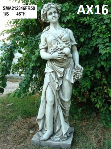 פסל גינה – בחורה מחזיקה ענבים